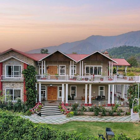 Stayvista At Silveroaks Cottage Dehradun Exterior photo
